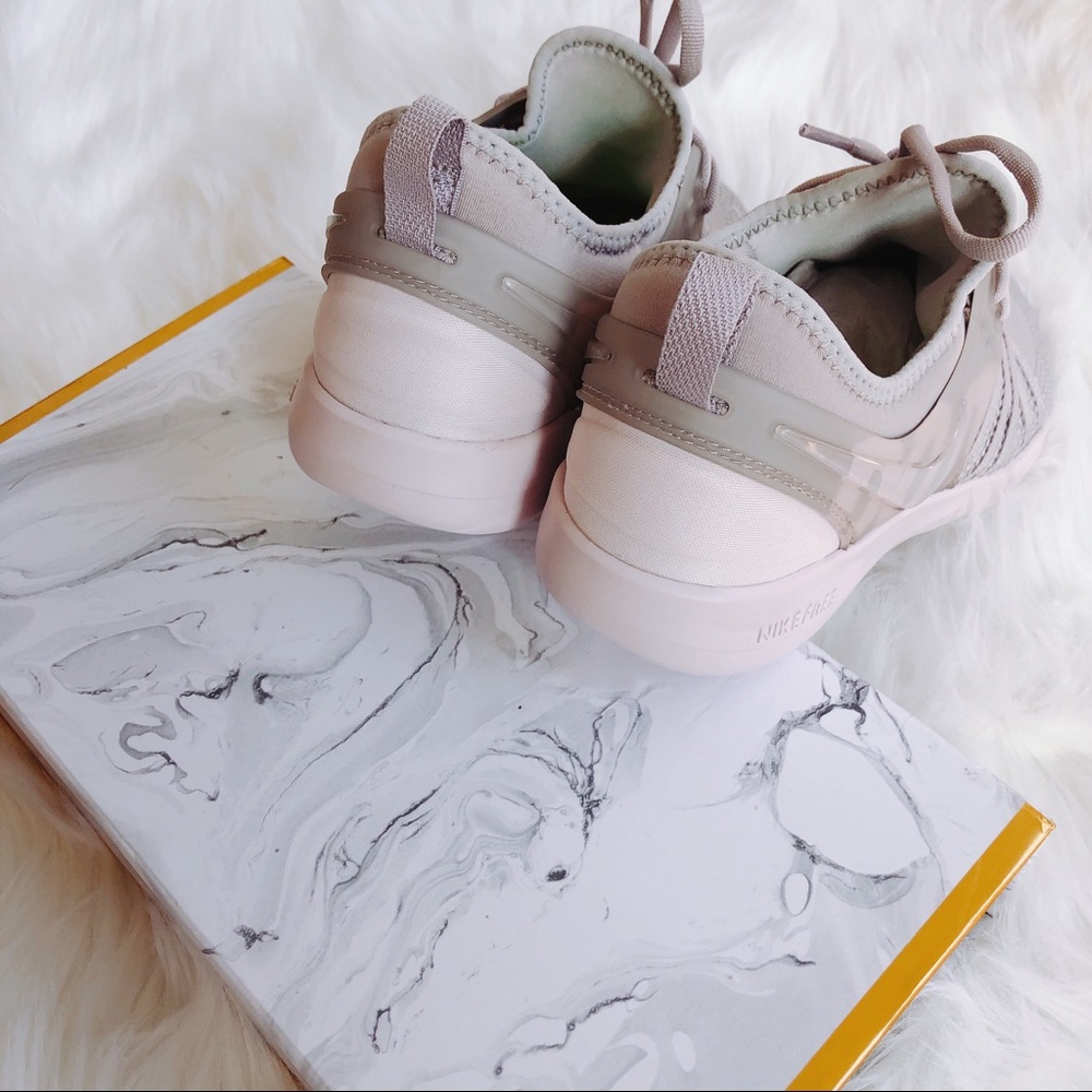 Nike Free TR 7 Premium - Picture 8 of 8